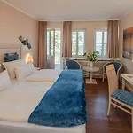 Отель Vineta Strandhotels Цинновиц