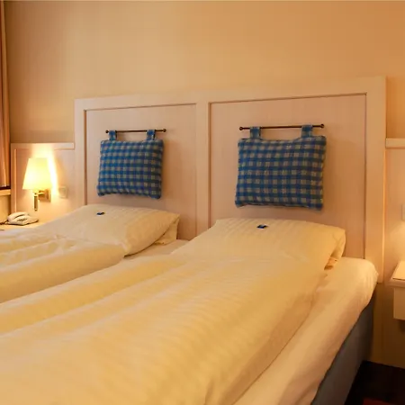 ホテル Vineta Strandhotels ツィノヴィッツ