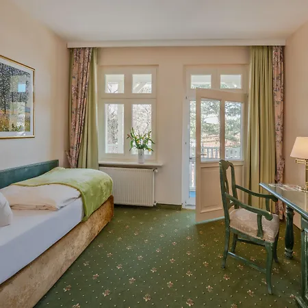 Vineta Strandhotels 호텔 4*