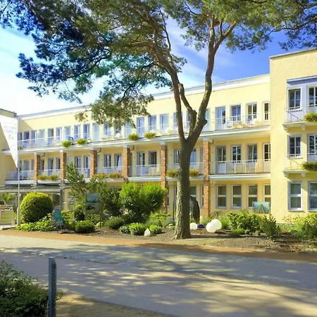 Vineta Strandhotels ホテル 4*